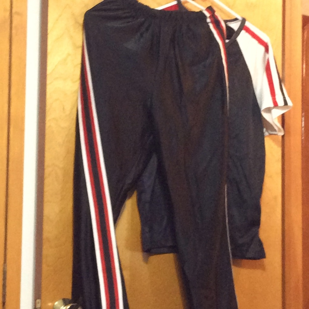 COPY - Unisex B&W&R Stripe Jogging Set